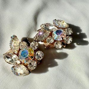 Vintage Judy Lee Aurora Borealis Rhinestone Gold Tone Clip On Estate Earrings